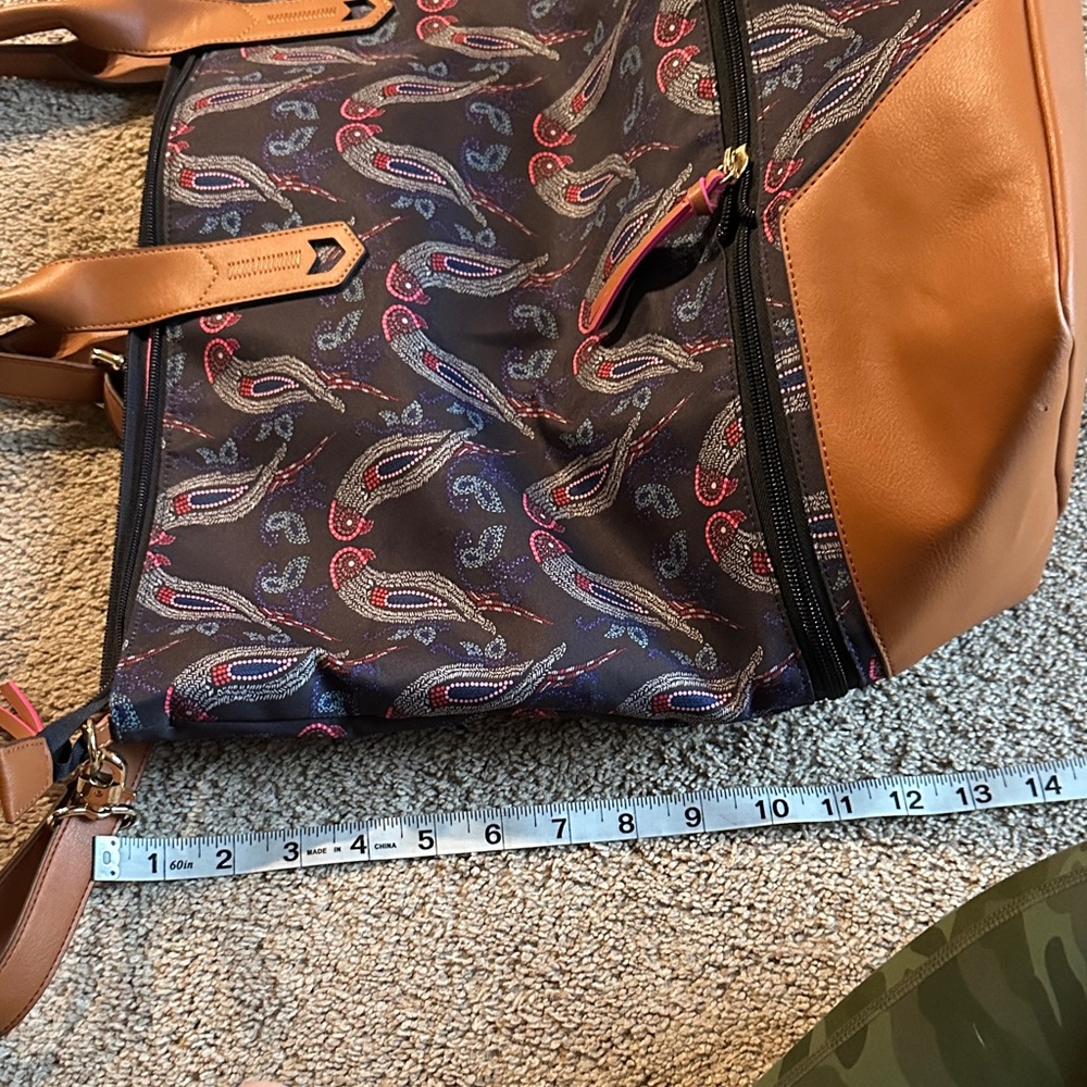 Stella & Dot getaway weekender set Navy Paisley Travel Bag with Brown Trim - Picture 5 of 11